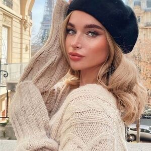 Black Baret from Fashion Nova